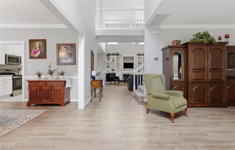 Photo 5 of 46 residential for sale in Chesapeake virginia