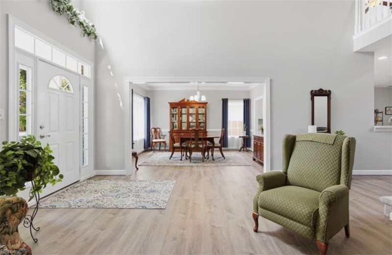 Photo 6 of 46 residential for sale in Chesapeake virginia
