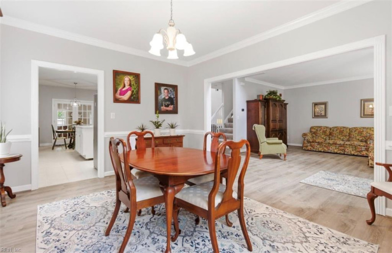 Photo 8 of 46 residential for sale in Chesapeake virginia