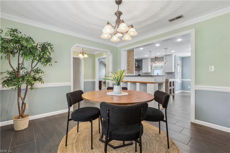 Photo 5 of 47 residential for sale in Chesapeake virginia