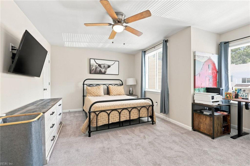 Photo 21 of 41 residential for sale in Virginia Beach virginia