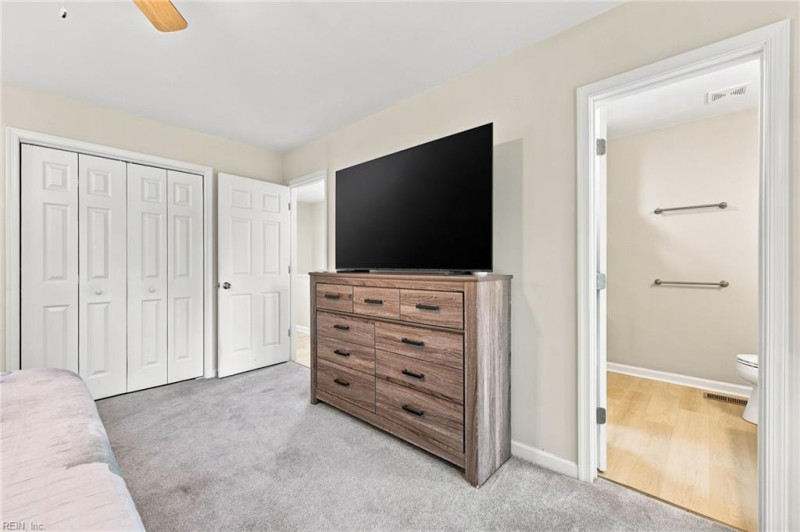 Photo 26 of 41 residential for sale in Virginia Beach virginia