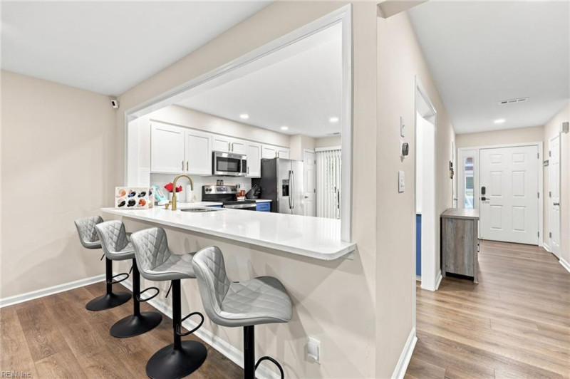 Photo 9 of 41 residential for sale in Virginia Beach virginia