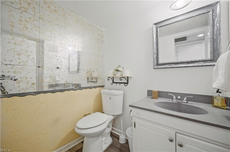 Photo 23 of 31 residential for sale in Newport News virginia