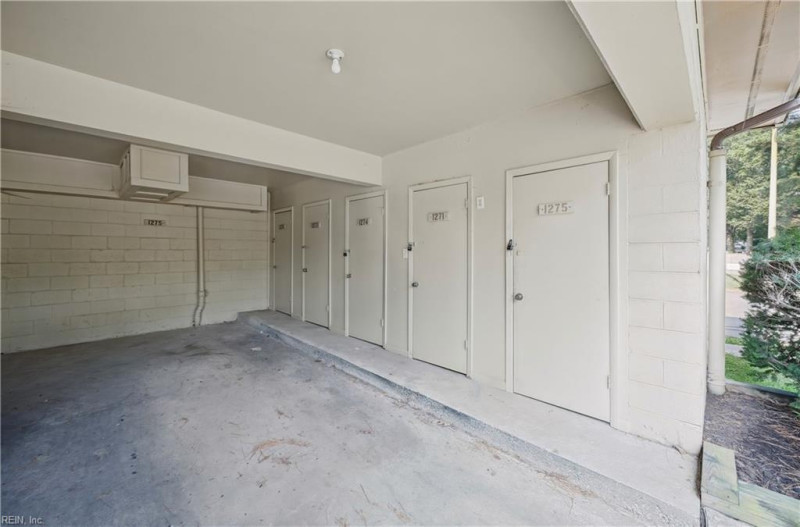 Photo 25 of 31 residential for sale in Newport News virginia