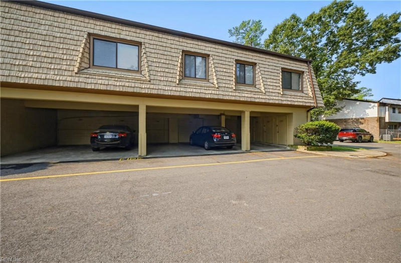 Photo 28 of 31 residential for sale in Newport News virginia