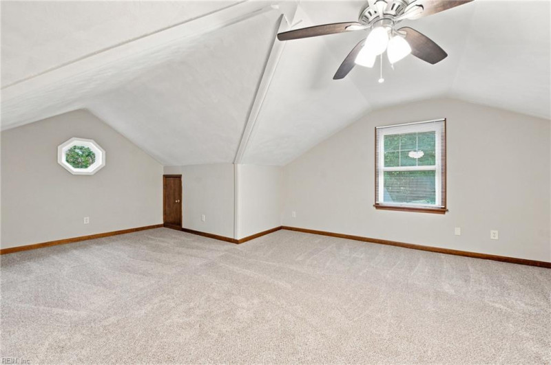 Photo 19 of 40 residential for sale in Chesapeake virginia
