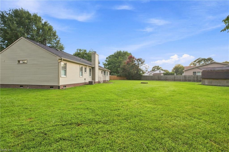 Photo 32 of 40 residential for sale in Chesapeake virginia