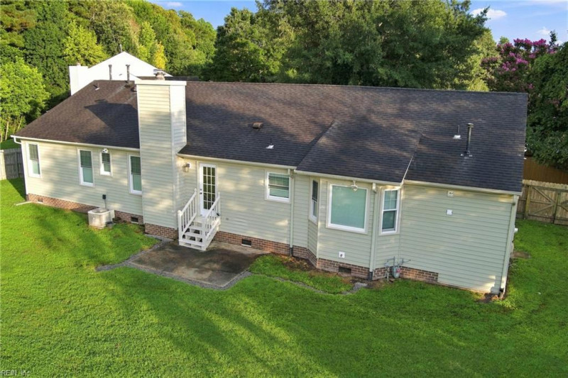 Photo 35 of 40 residential for sale in Chesapeake virginia
