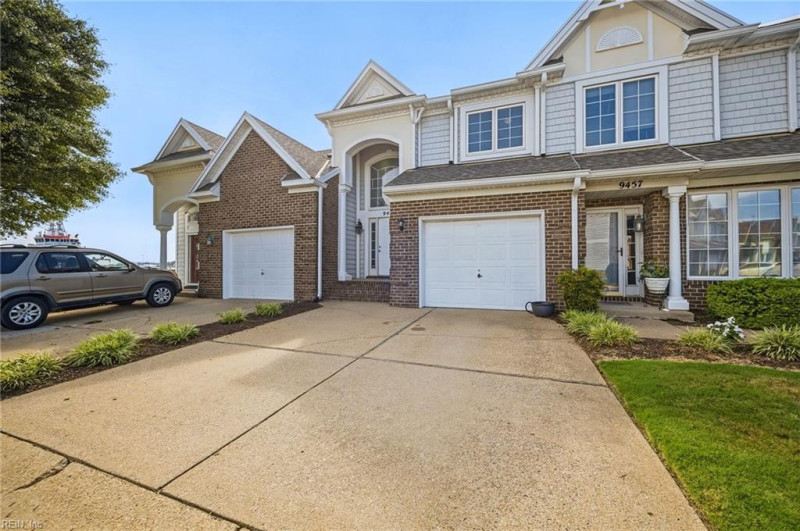 Photo 5 of 49 residential for sale in Norfolk virginia