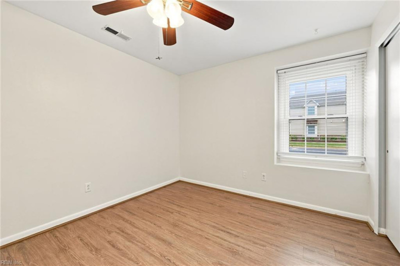 Photo 15 of 22 residential for sale in Virginia Beach virginia