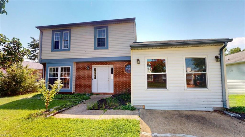 Photo 1 of 40 residential for sale in Virginia Beach virginia