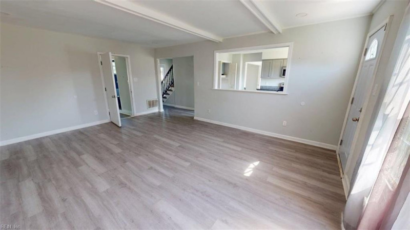 Photo 13 of 40 residential for sale in Virginia Beach virginia
