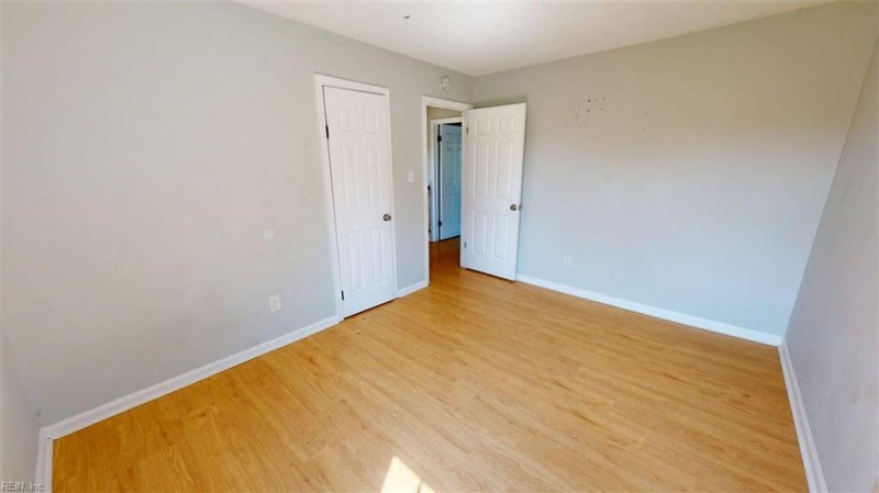 Photo 25 of 40 residential for sale in Virginia Beach virginia