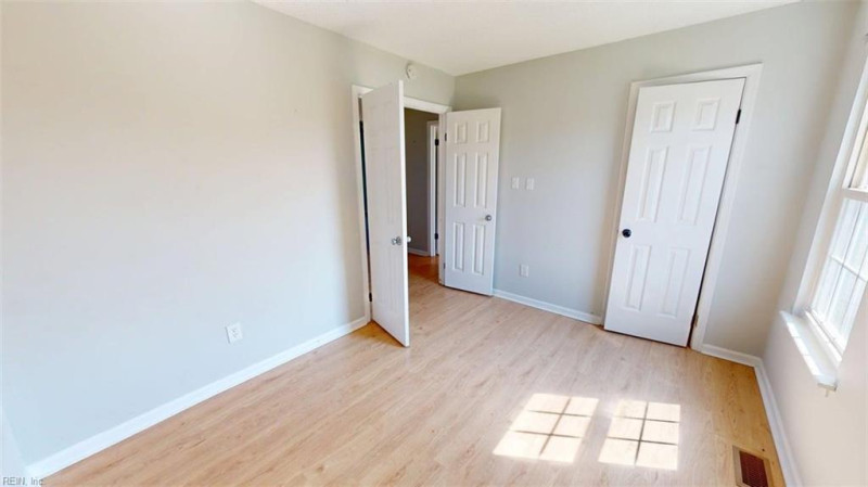 Photo 27 of 40 residential for sale in Virginia Beach virginia