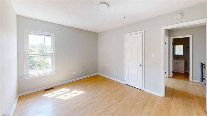 Photo 31 of 40 residential for sale in Virginia Beach virginia