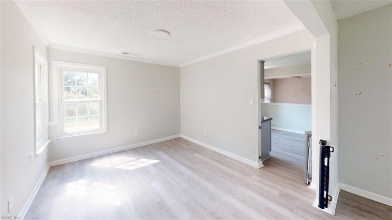 Photo 7 of 40 residential for sale in Virginia Beach virginia