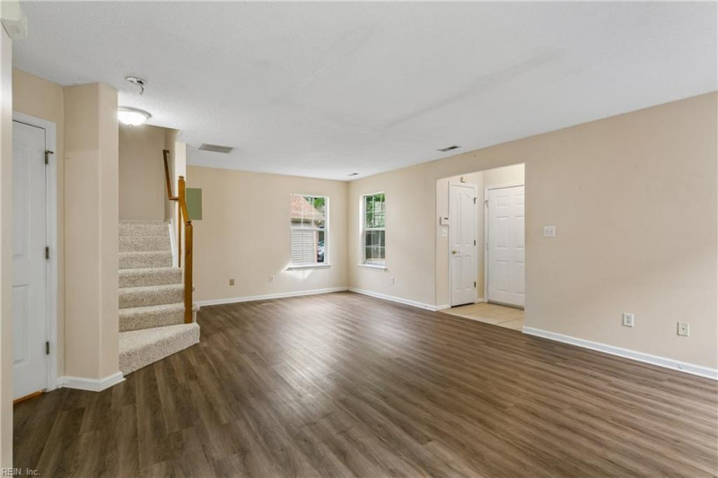 Photo 12 of 46 residential for sale in Newport News virginia