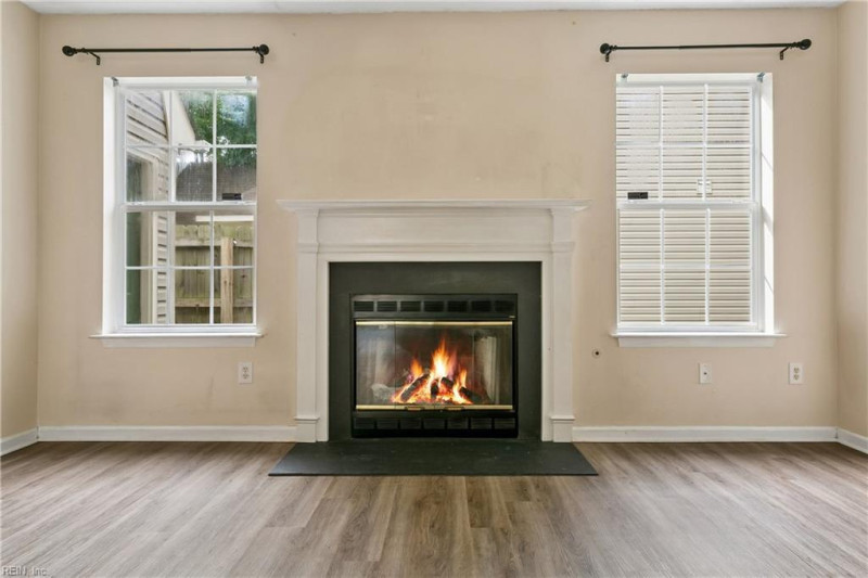 Photo 13 of 46 residential for sale in Newport News virginia