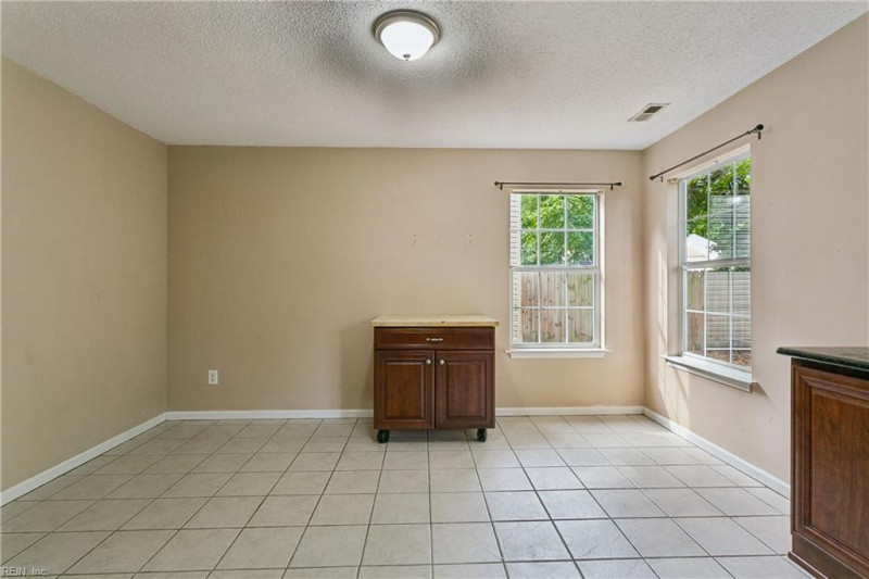 Photo 17 of 46 residential for sale in Newport News virginia