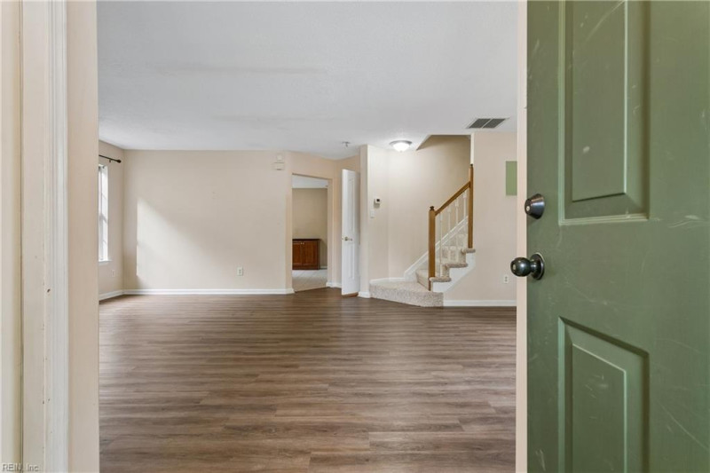 Photo 8 of 46 residential for sale in Newport News virginia