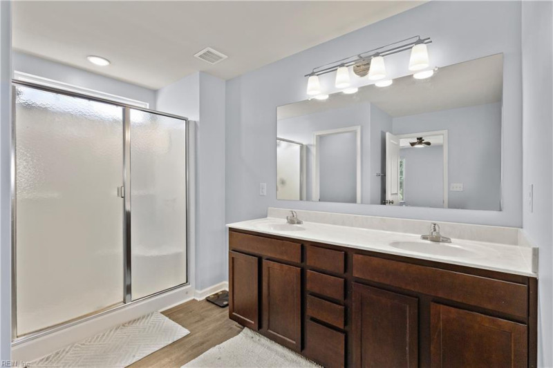 Photo 17 of 30 residential for sale in Suffolk virginia