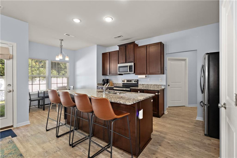 Photo 3 of 30 residential for sale in Suffolk virginia