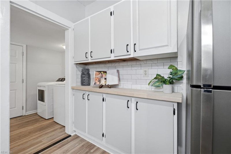 Photo 18 of 32 residential for sale in Norfolk virginia