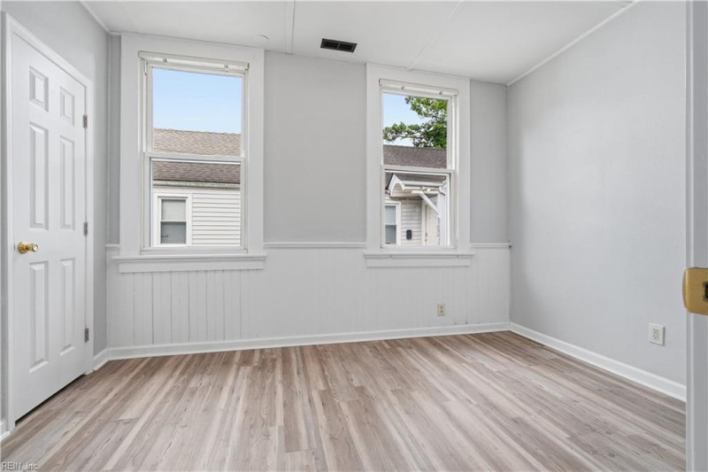 Photo 20 of 32 residential for sale in Norfolk virginia