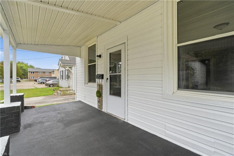 Photo 8 of 32 residential for sale in Norfolk virginia