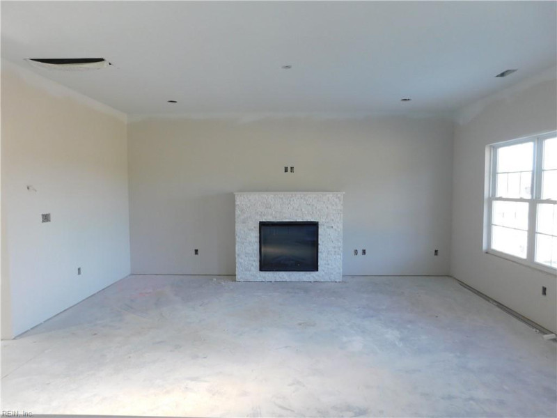 Photo 10 of 12 residential for sale in Suffolk virginia