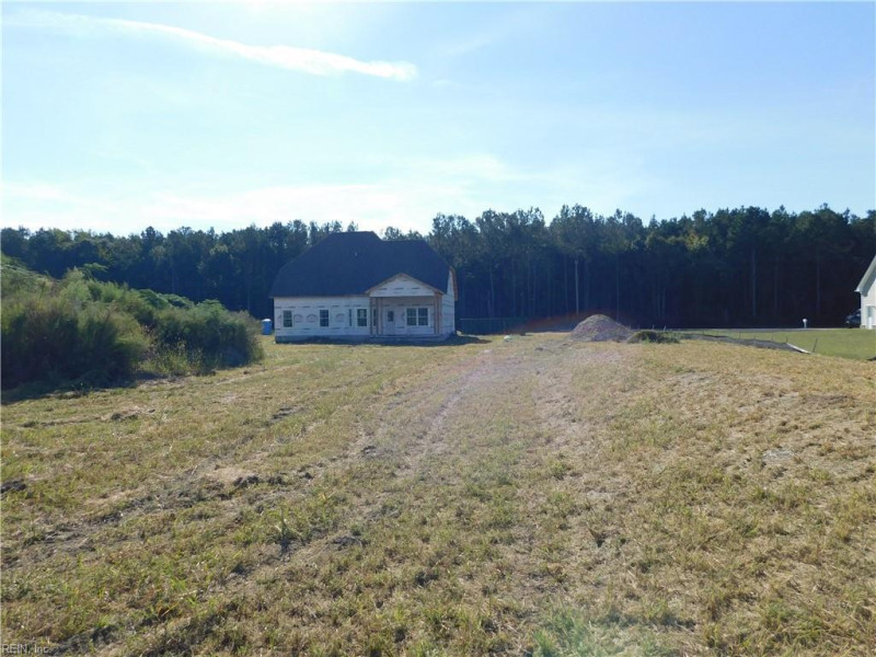 Photo 12 of 12 residential for sale in Suffolk virginia