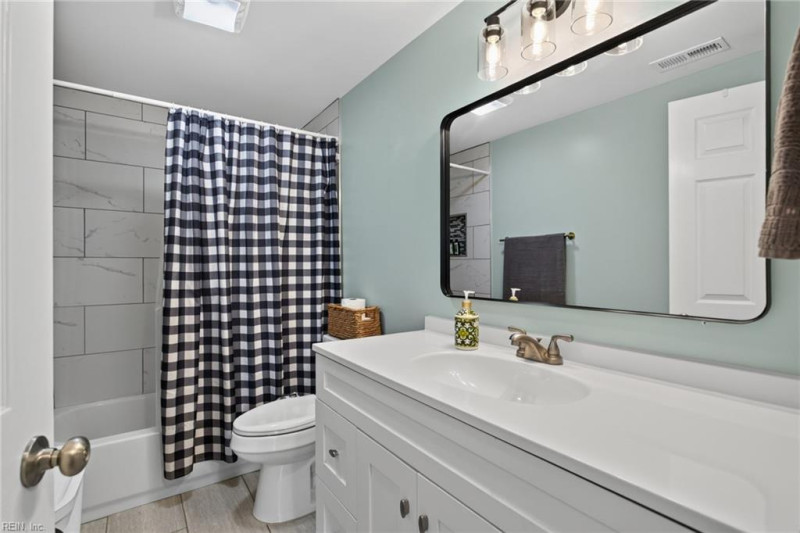 Photo 17 of 23 residential for sale in Hampton virginia Photo 17 of 23 residential for sale in Hampton virginia