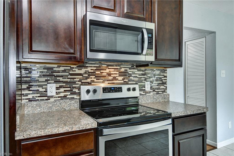 Photo 16 of 50 residential for sale in Virginia Beach virginia
