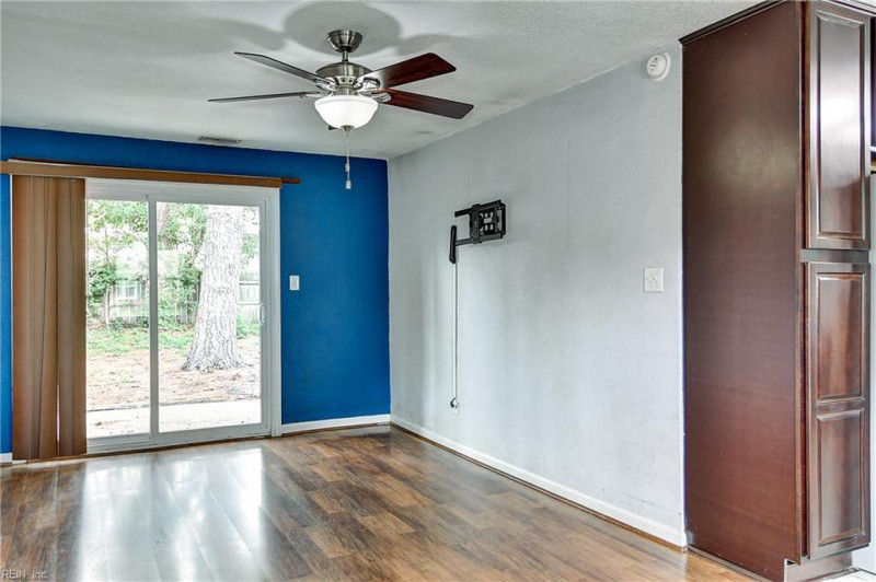 Photo 19 of 50 residential for sale in Virginia Beach virginia