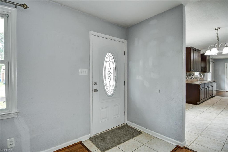 Photo 5 of 50 residential for sale in Virginia Beach virginia