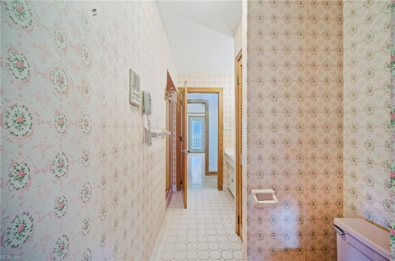 Photo 21 of 46 residential for sale in Suffolk virginia Photo 21 of 46 residential for sale in Suffolk virginia
