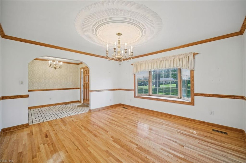 Photo 6 of 46 residential for sale in Suffolk virginia Photo 6 of 46 residential for sale in Suffolk virginia