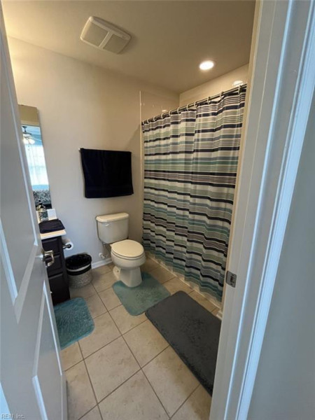 Photo 18 of 25 residential for sale in Chesapeake virginia Photo 18 of 25 residential for sale in Chesapeake virginia