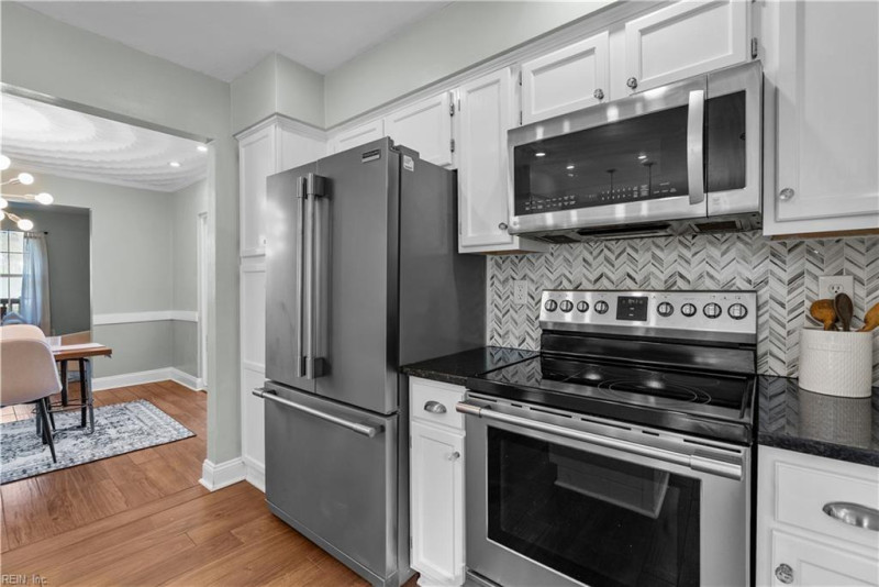 Photo 8 of 48 residential for sale in Virginia Beach virginia