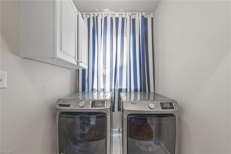 Photo 27 of 46 residential for sale in Norfolk virginia