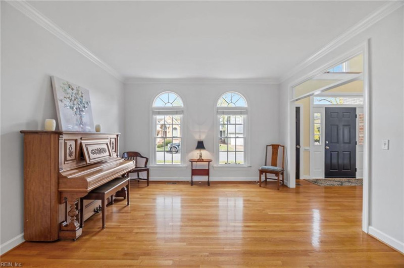 Photo 5 of 46 residential for sale in Norfolk virginia