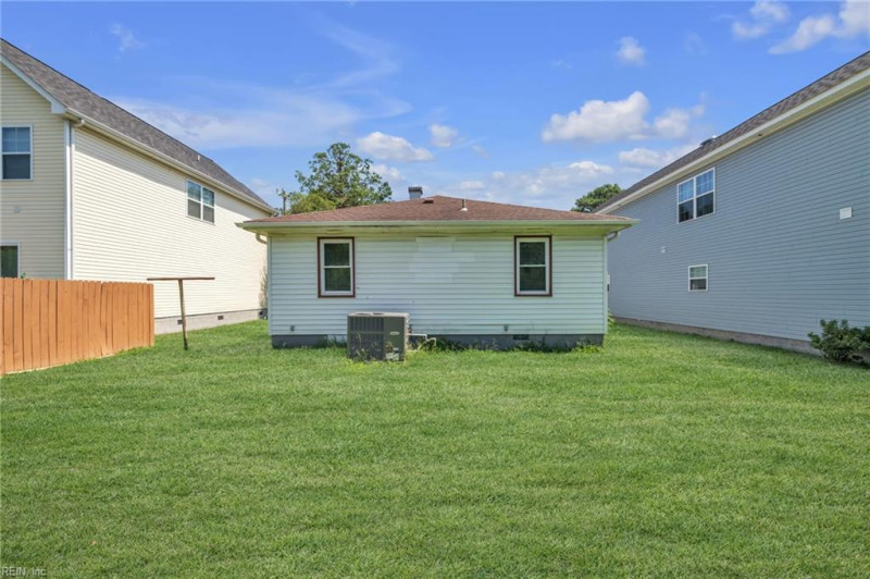 Photo 22 of 24 residential for sale in Chesapeake virginia