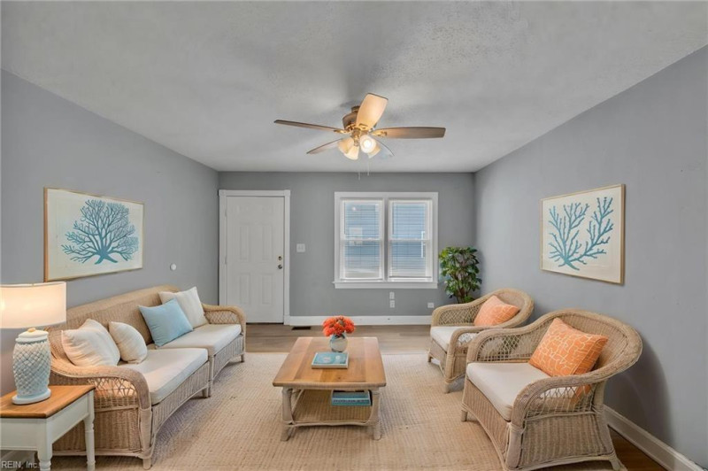 Photo 6 of 24 residential for sale in Chesapeake virginia