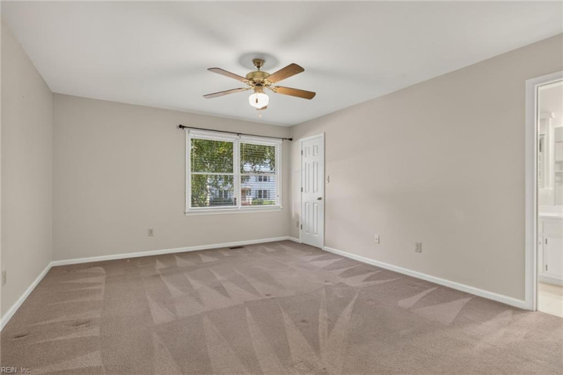 Photo 21 of 50 residential for sale in James City County virginia