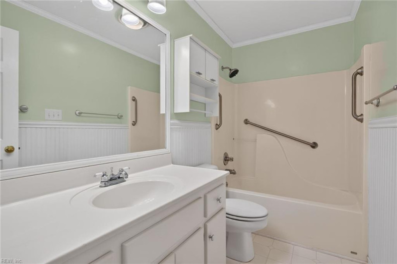 Photo 24 of 50 residential for sale in James City County virginia