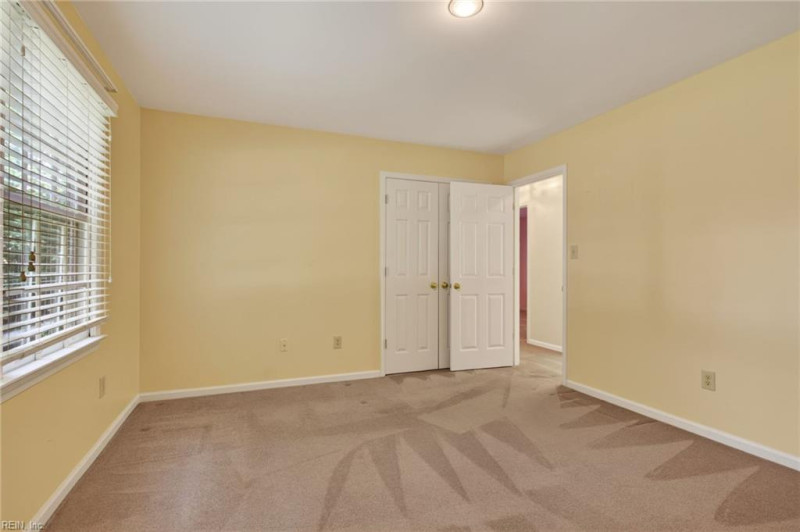 Photo 26 of 50 residential for sale in James City County virginia