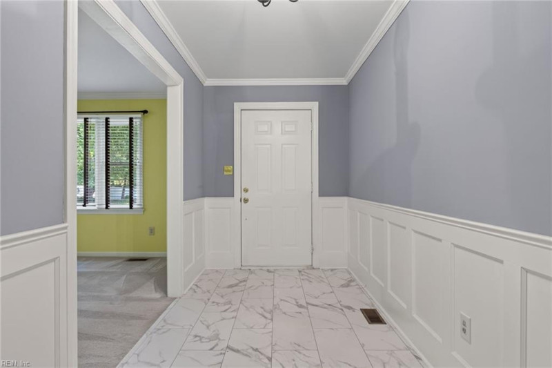 Photo 3 of 50 residential for sale in James City County virginia