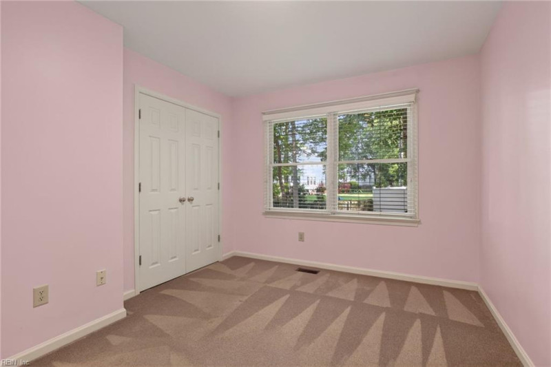 Photo 30 of 50 residential for sale in James City County virginia
