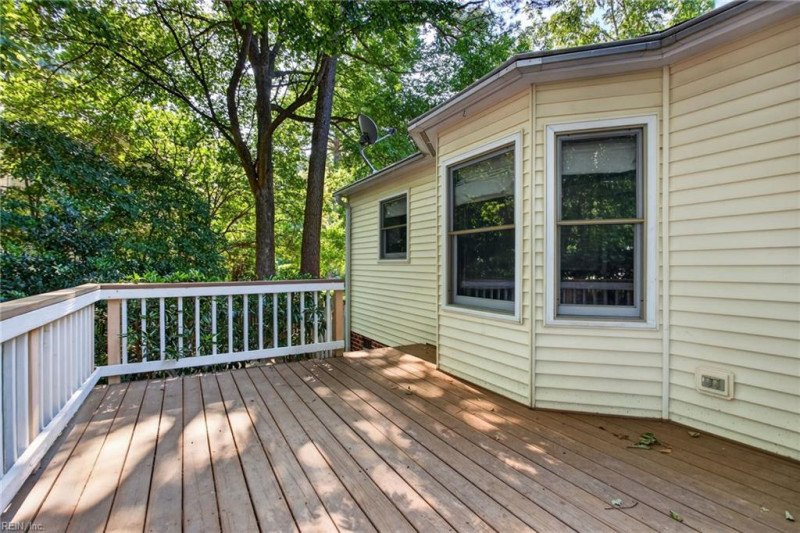 Photo 35 of 50 residential for sale in James City County virginia